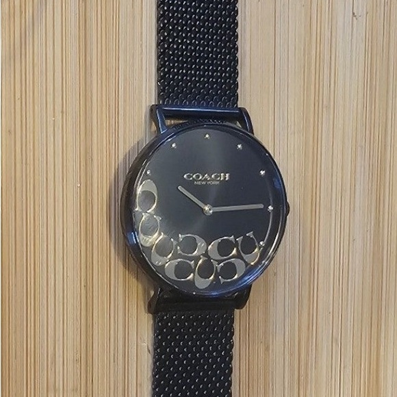 Coach Perry Watch With 36mm Black Face & Black MeshBracelet - Picture 3 of 7
